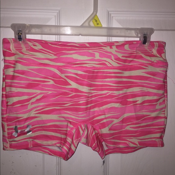 Under Armour Pink Camo Spandex - Picture 1 of 3